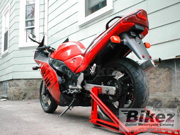 1996 Suzuki RF 600 R photo